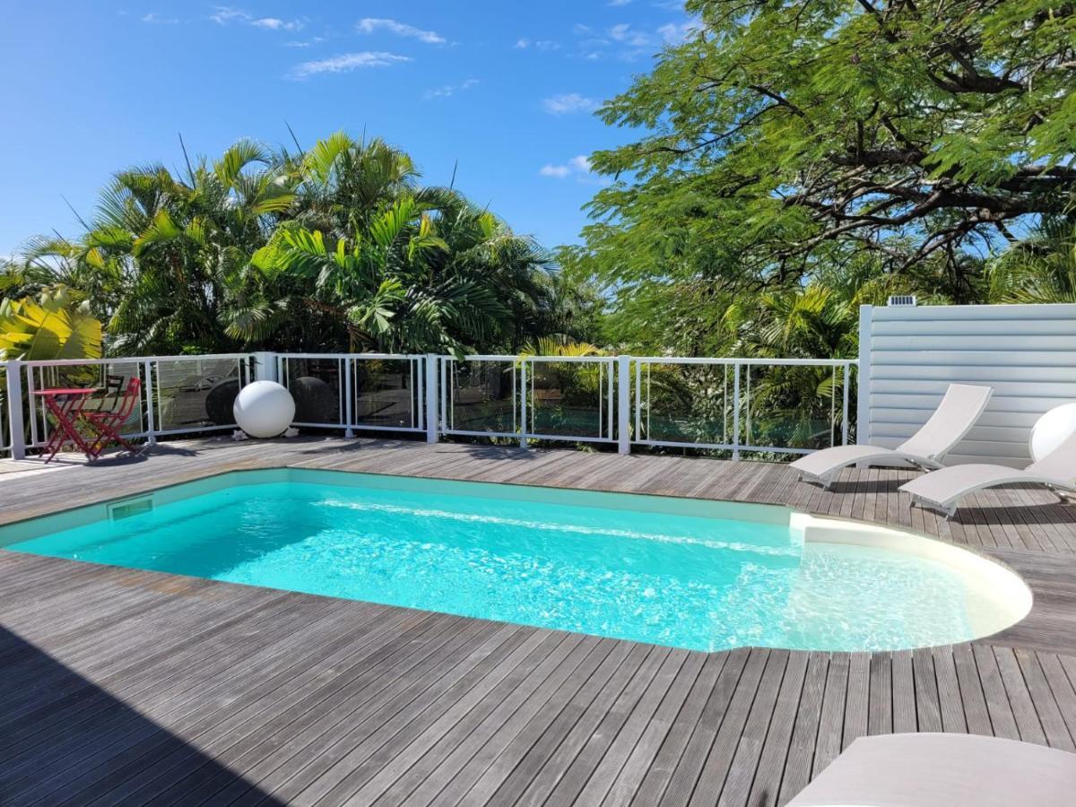 Villa Ste Marthe Avec Piscine, Grande Terrasse, Jardin Intime Et Citerne D'Eau Saint-Francois  Exteriér fotografie