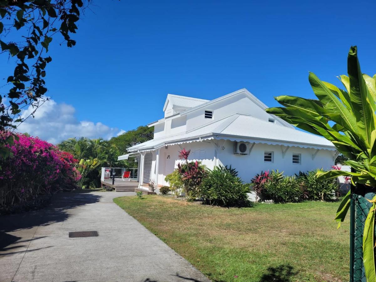 Villa Ste Marthe Avec Piscine, Grande Terrasse, Jardin Intime Et Citerne D'Eau Saint-Francois  Exteriér fotografie