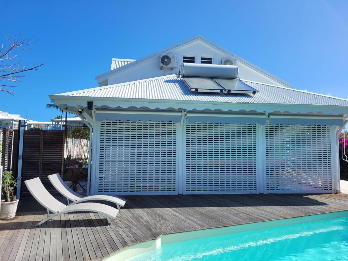 Villa Ste Marthe Avec Piscine, Grande Terrasse, Jardin Intime Et Citerne D'Eau Saint-Francois  Exteriér fotografie