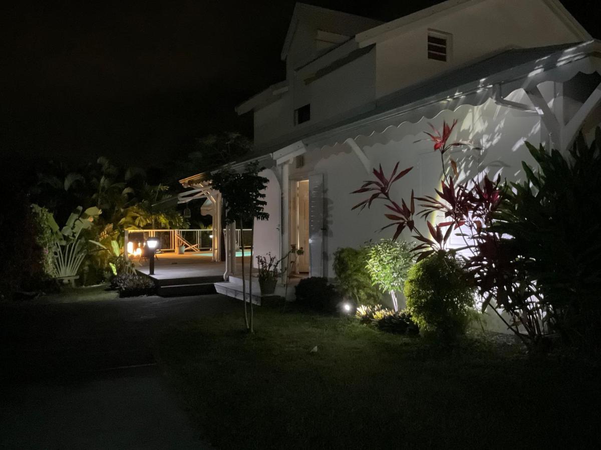 Villa Ste Marthe Avec Piscine, Grande Terrasse, Jardin Intime Et Citerne D'Eau Saint-Francois  Exteriér fotografie